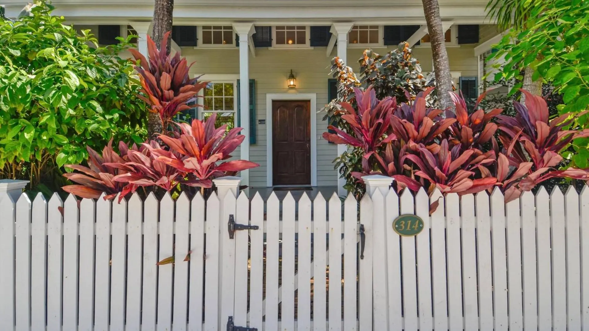 Holiday home Easy Livin By Avantstay Key West Home W Pool Bbq Week Long Stays Only United States